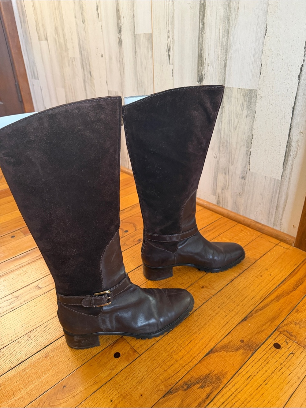 Etienne Aigner Boots Brown Suede Leather Boots